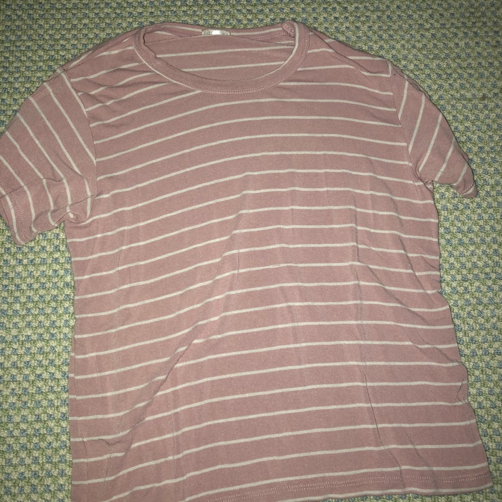 Brandy Melville t shirt